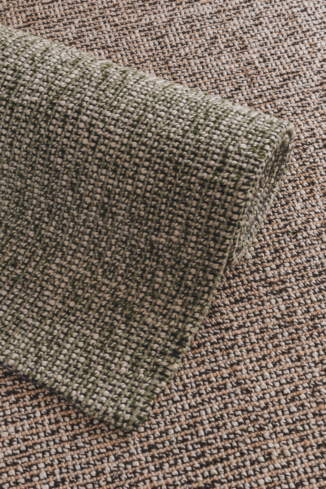 Aesthetic Rug in Olive