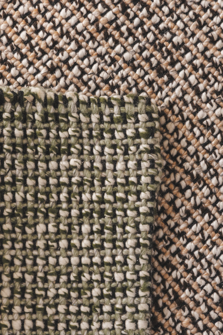 Aesthetic Rug in Olive