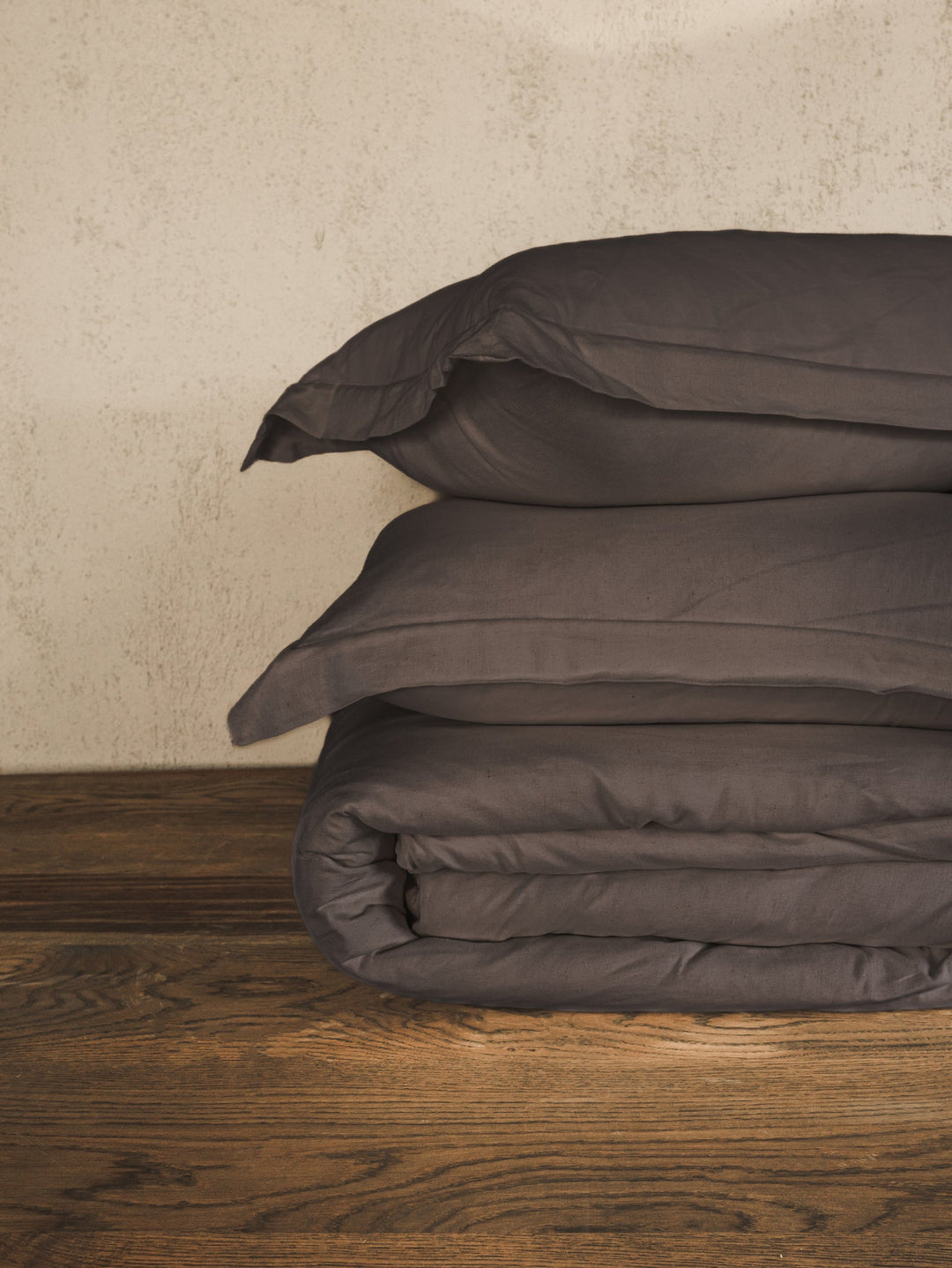 Anthology Bed Set in Truffle