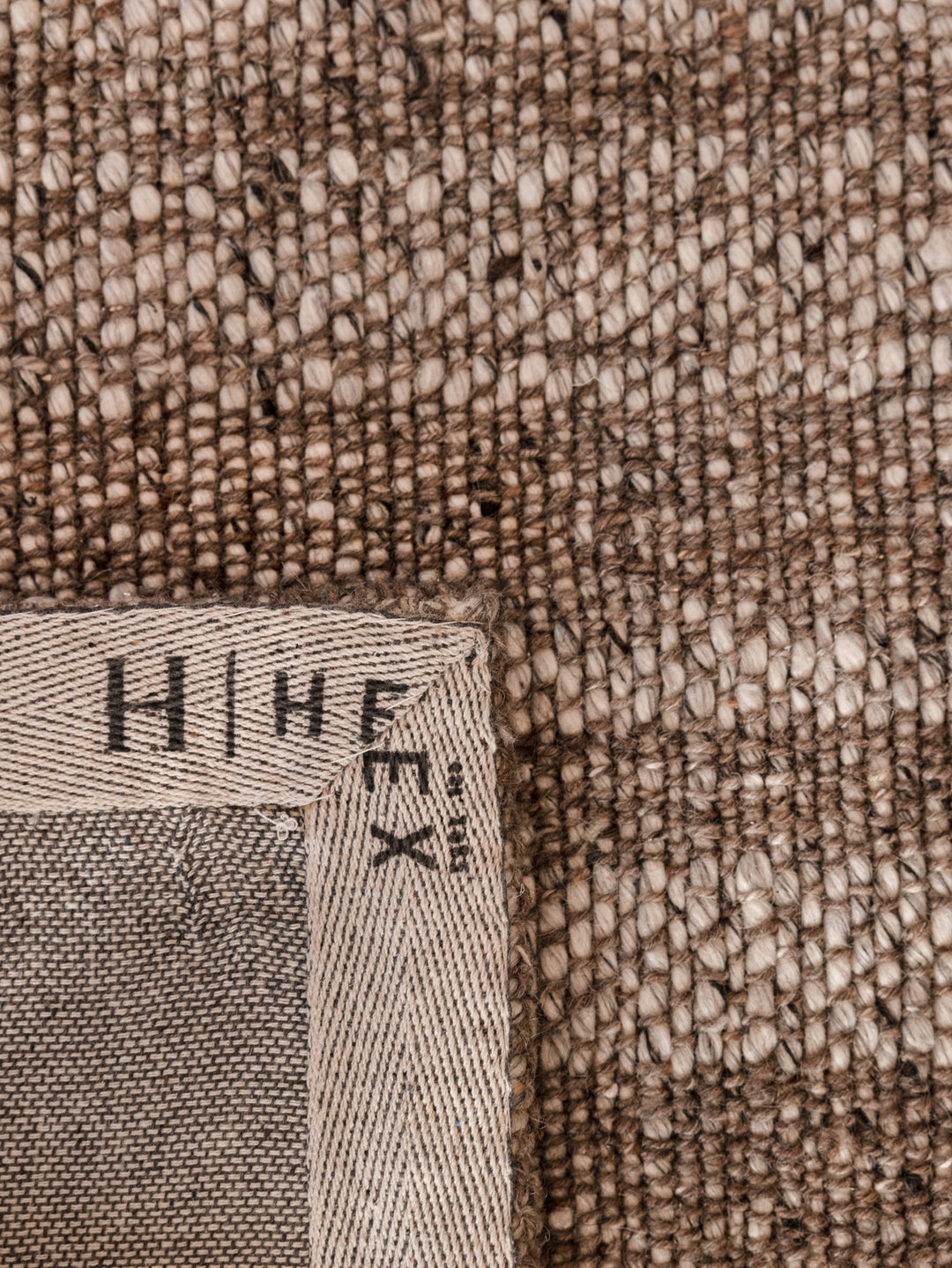Avenue Rug in Drift