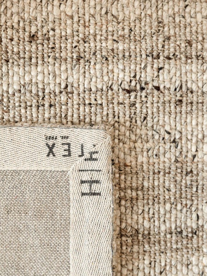 Avenue Rug in Linen