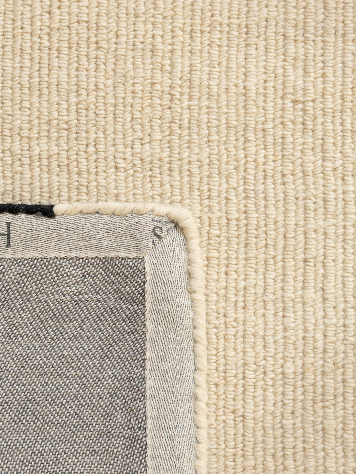Borderline Rug in Pepper