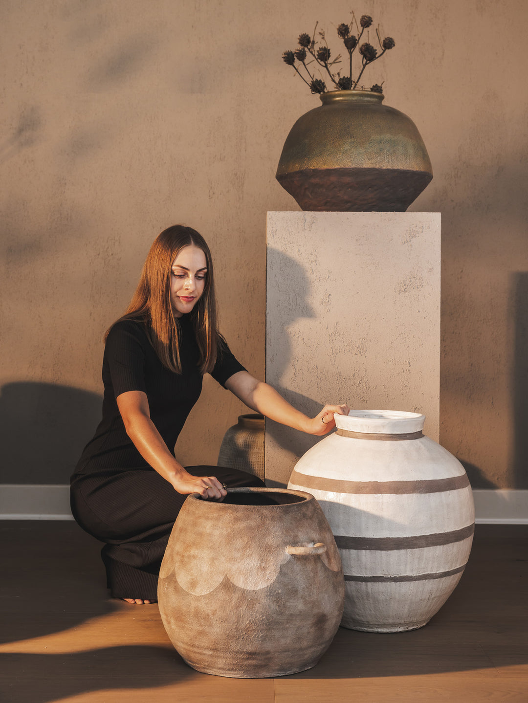 Coco Vase in Smokey Earth