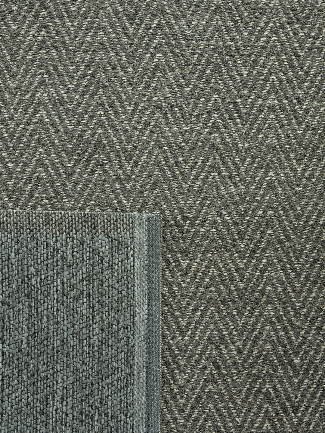 Cruise Outdoor Runner in Kelp