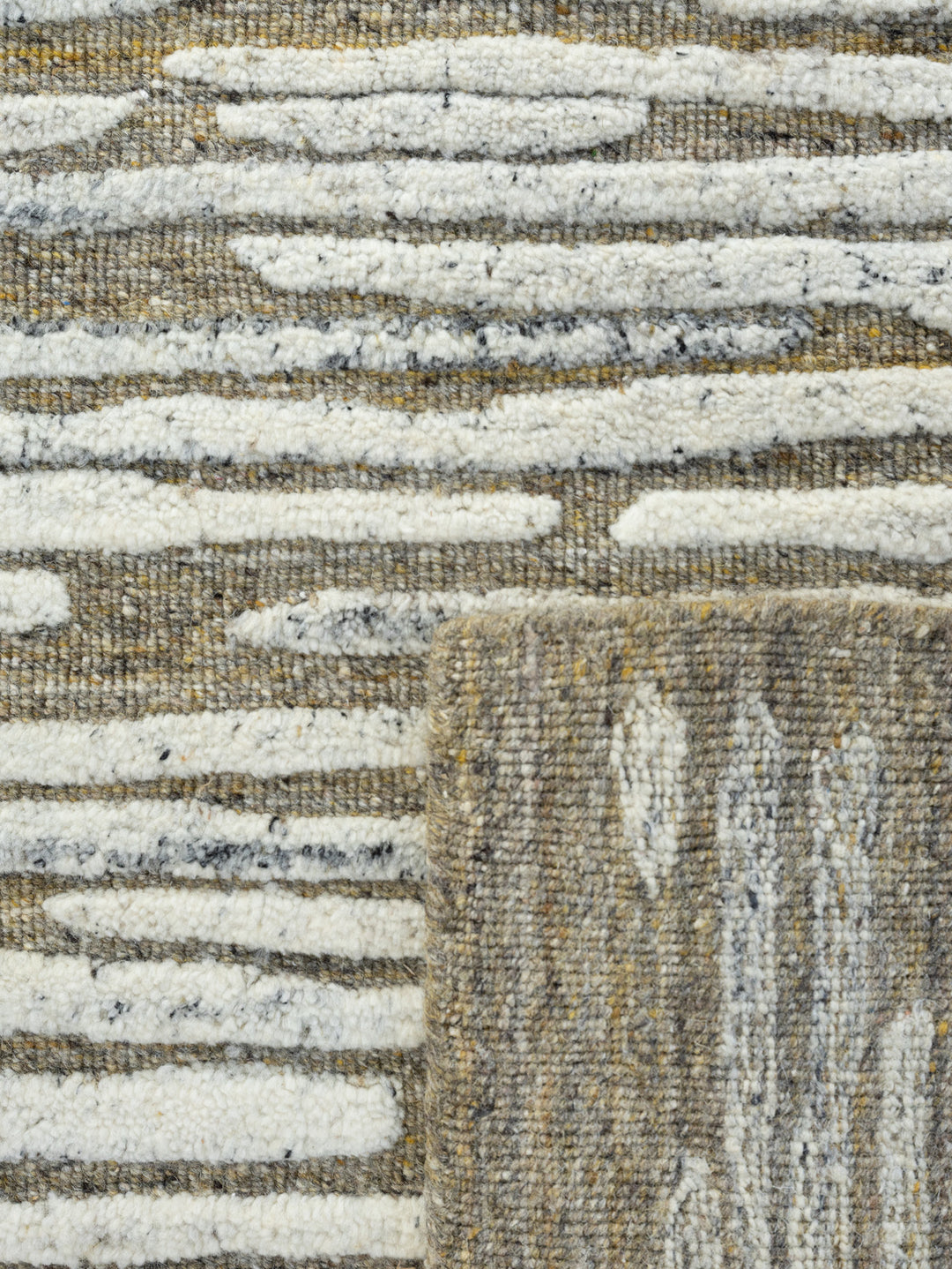 Denver Rug in Olive