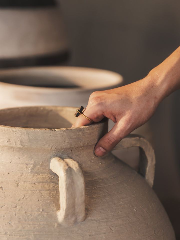 Gisele Vase in Sandcastle
