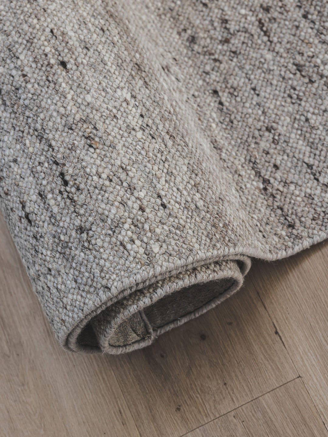 Harmonise Rug in Limestone