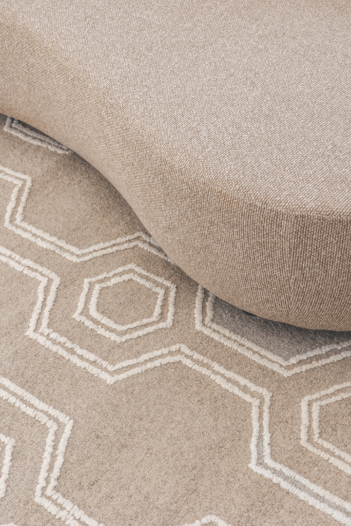 Hilltop Rug in Sandstone