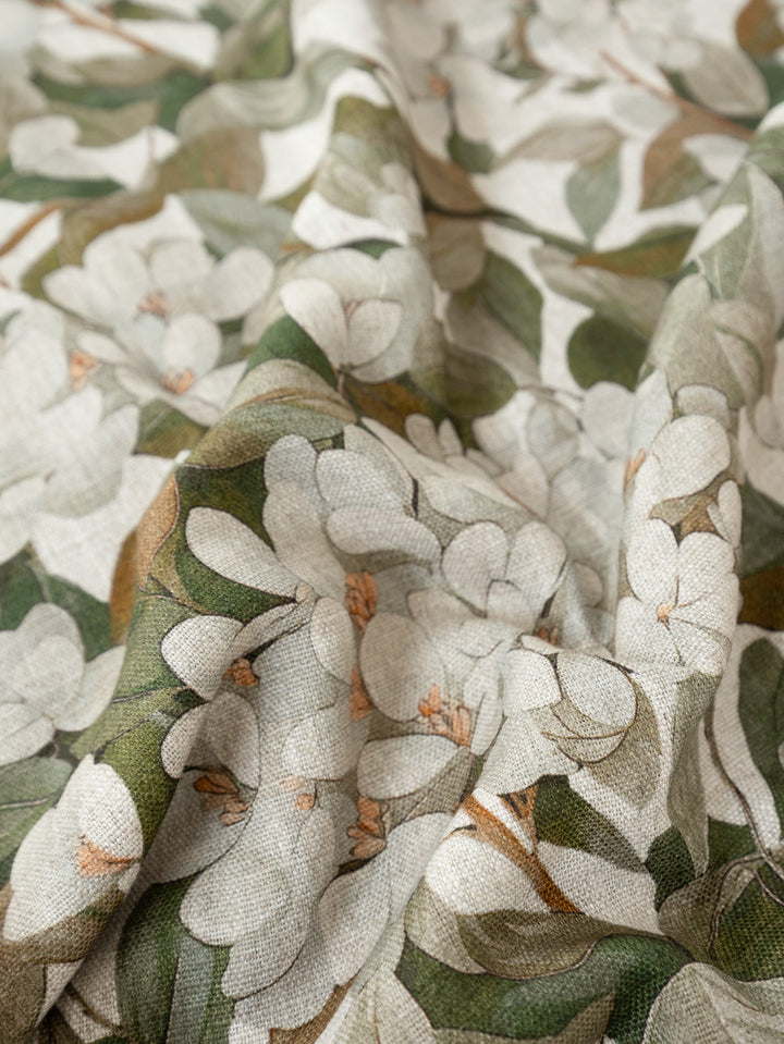 Petal Tablecloth in Autumn Charm