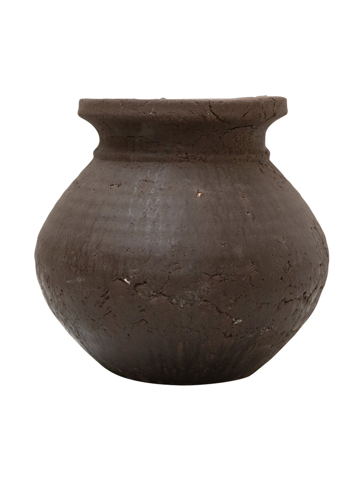 Nama Vase in Dark Earth