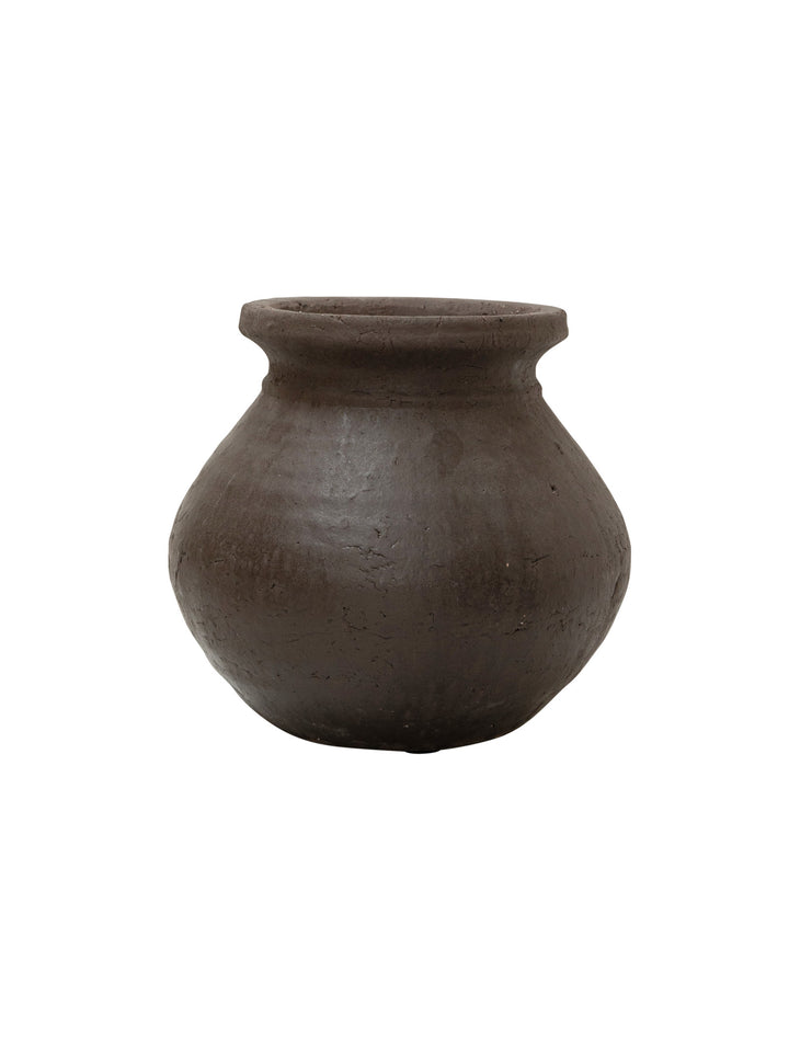 Nama Vase in Dark Earth