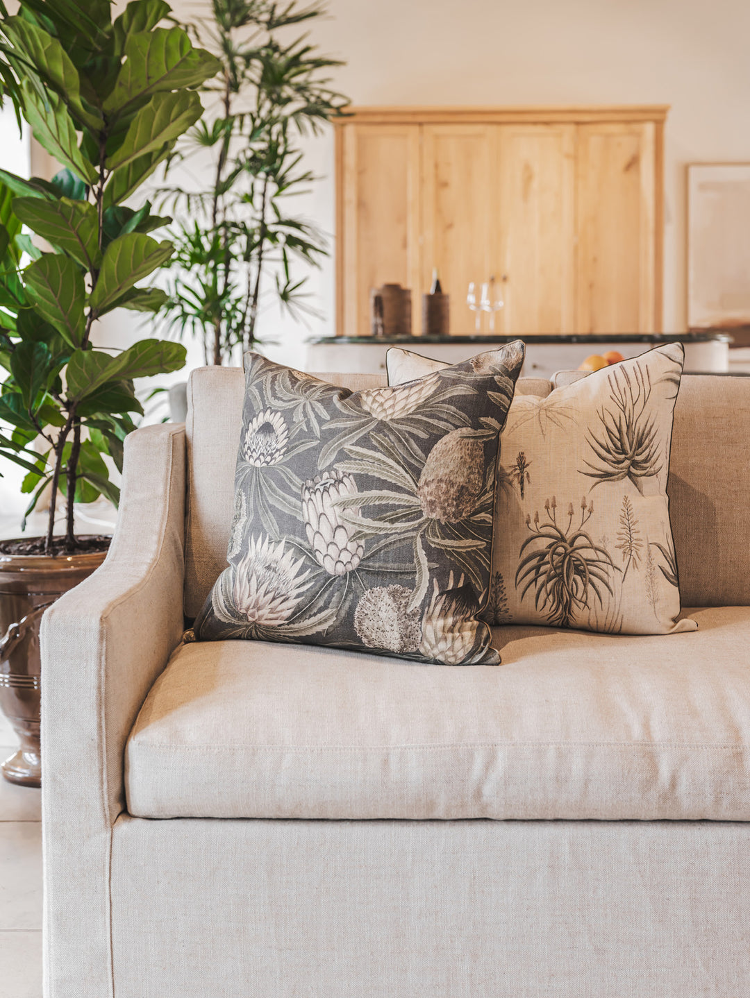 Queens Candelabra Scatter in Aloe