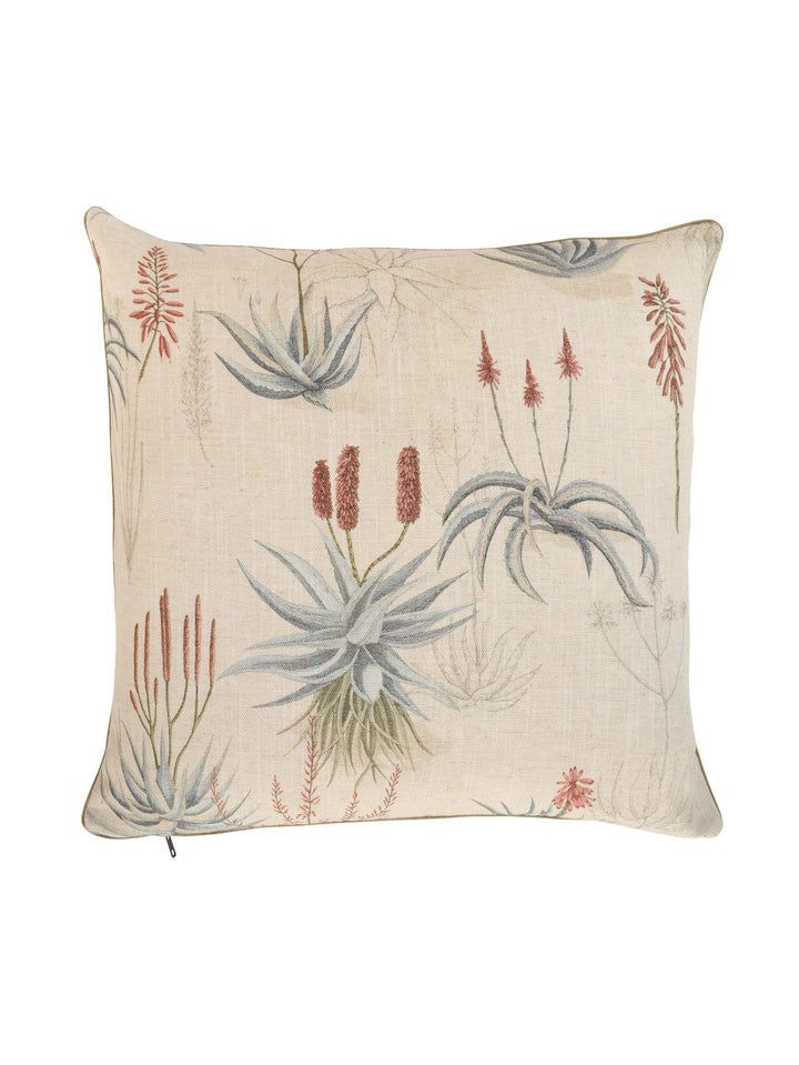 Queens Candelabra Scatter in Horizon