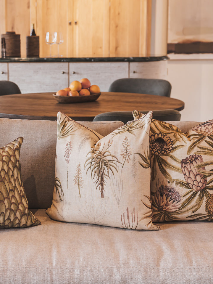 Queens Candelabra Scatter in Rooibos