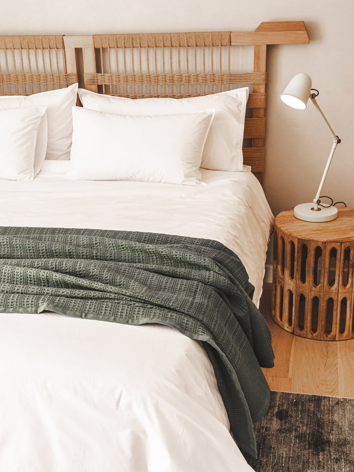 Resort Bed Set