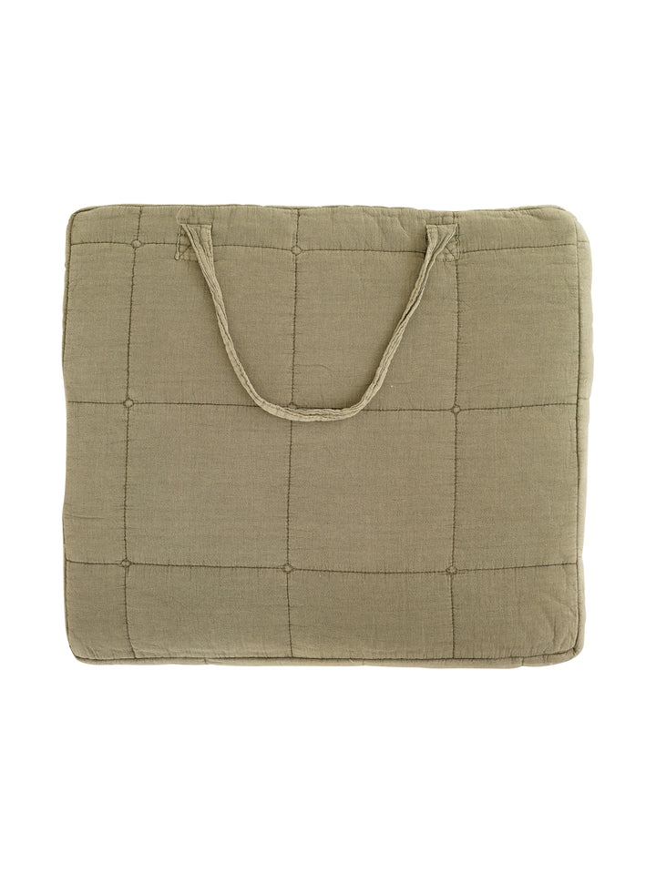 Square Dance Quilt in Woodland