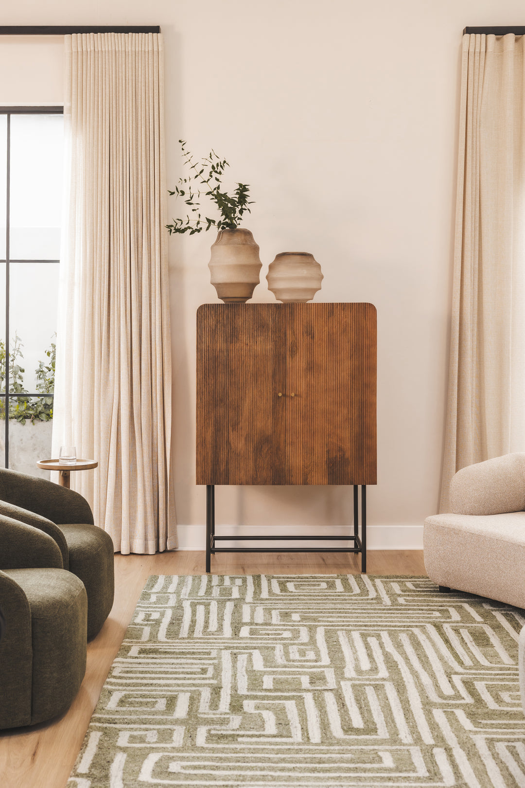 Tangled Rug in Treetop