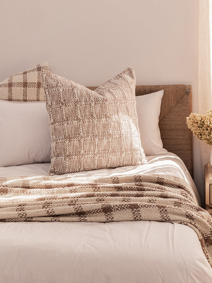 Tatter-tale Throw