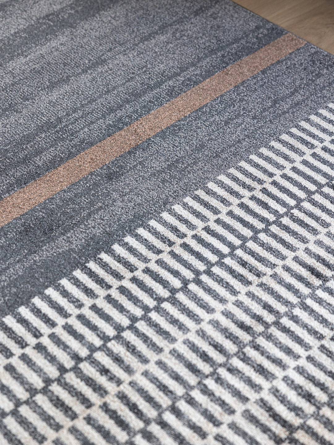 Titan Rug in Diesel