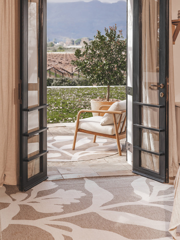 Wildvine Rug in Desert