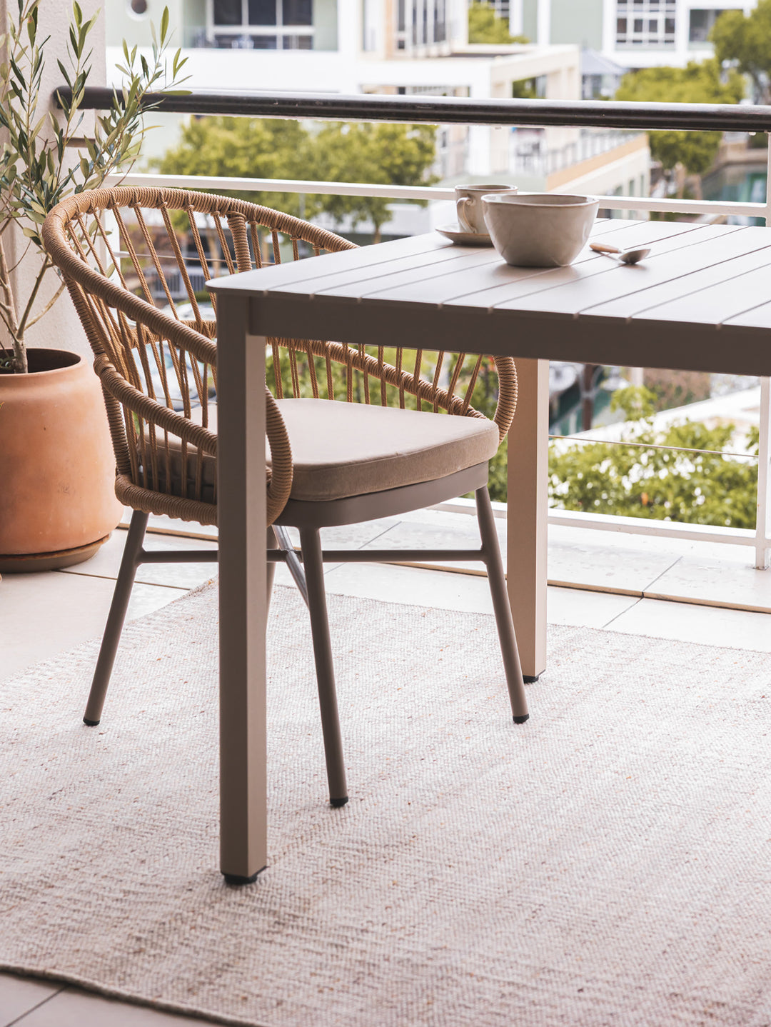 Grounded Rug in Oat