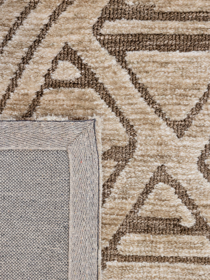 Xanadu Rug in Earthstone