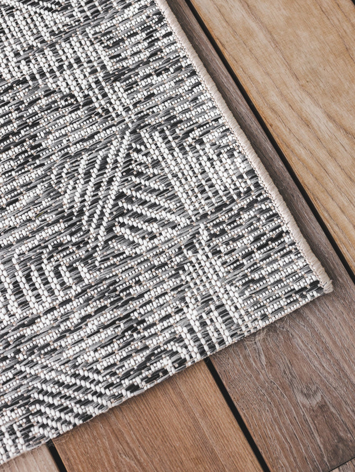 Felix Outdoor Runner - Rugs- Hertex Haus Online - badge_fully_outdoor