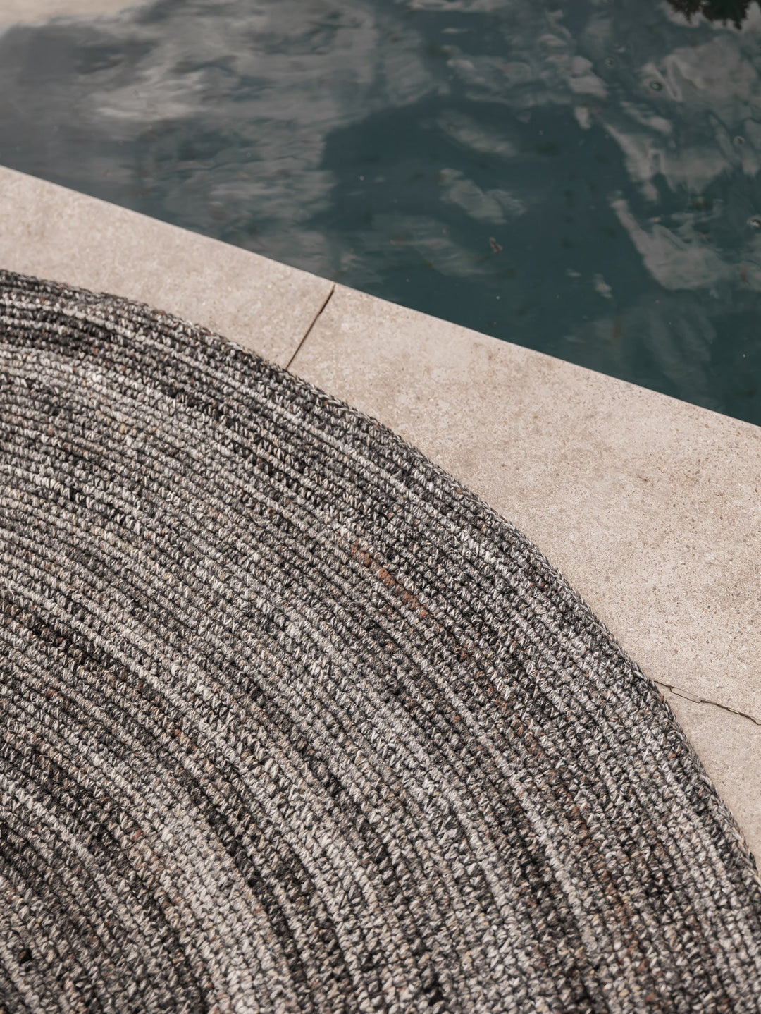 Malta Round Rug in Boulder - Round Rug- Hertex Haus Online - badge_fully_outdoor