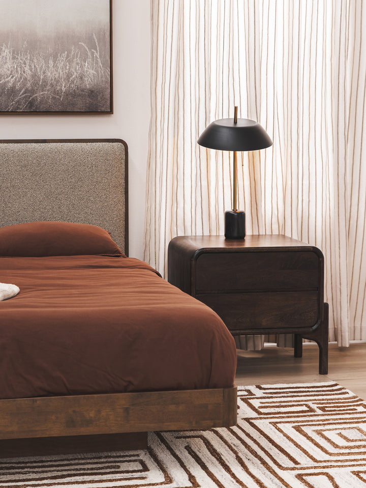 Abigail Floating Bed in Pristine Cafe au Lait