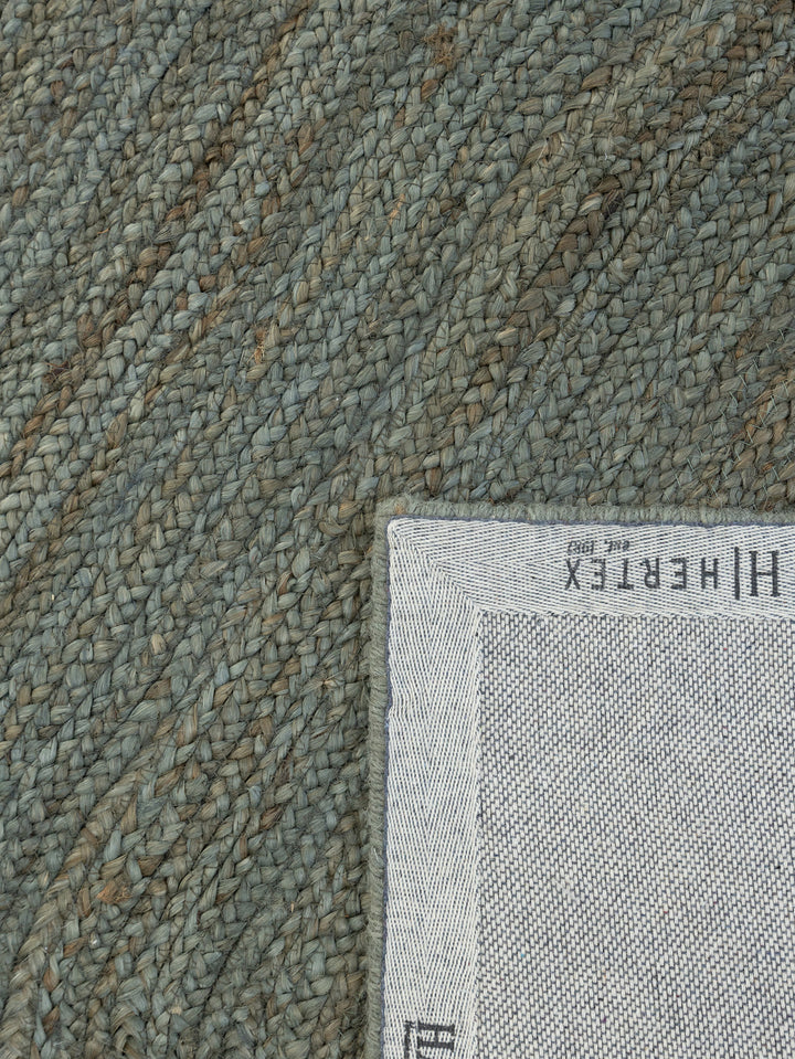 Amore Rug in Hydro