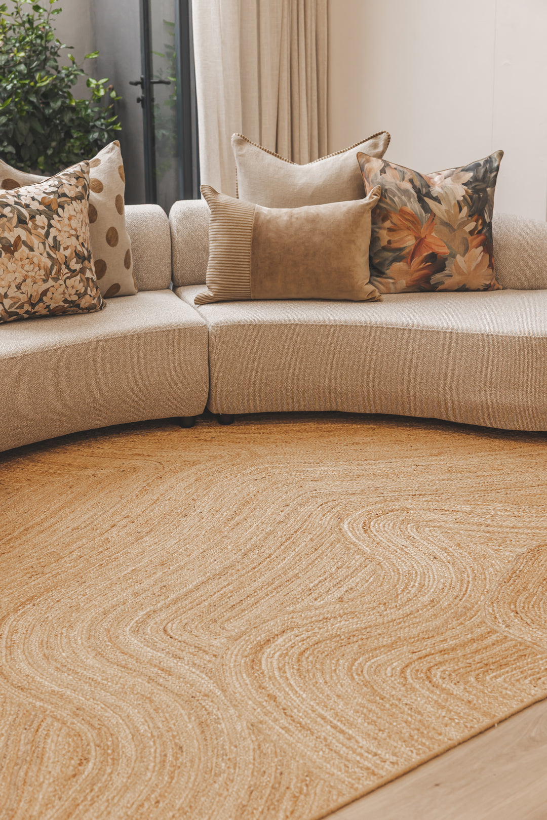 Amore Rug in Natural