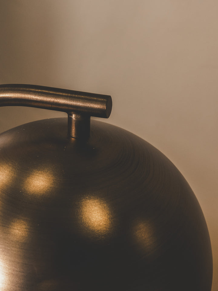 Amour Bedside Lamp in Glow