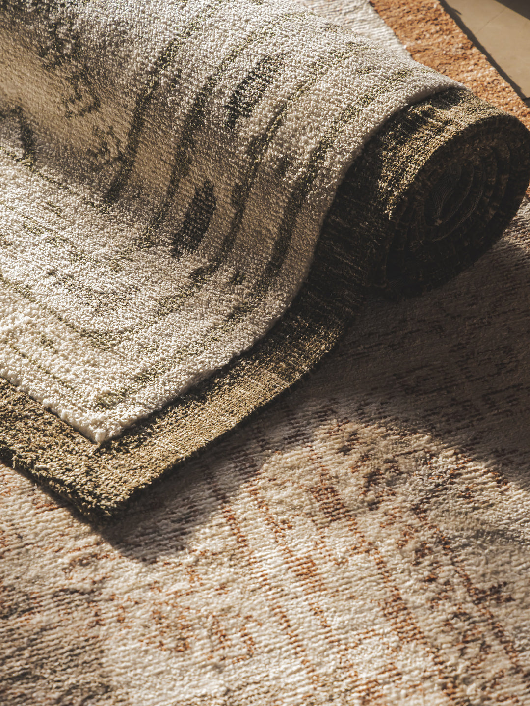 Miletus Rug in Whisper