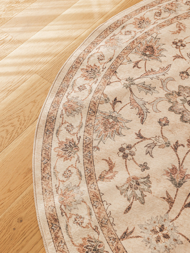 Anna Round Rug in Spring