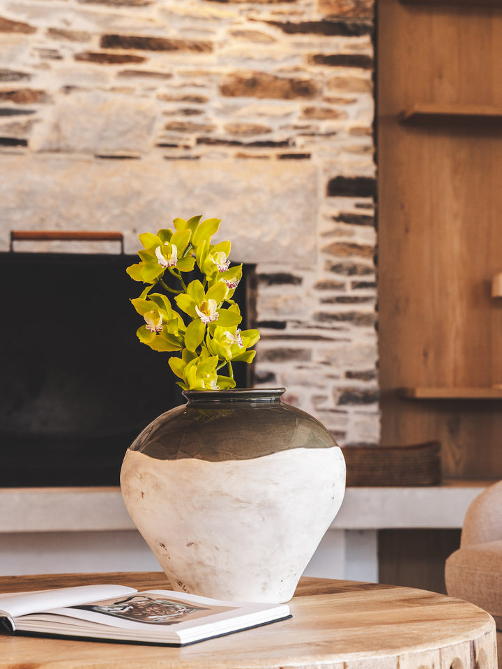 Aster Vase in Bloomstem