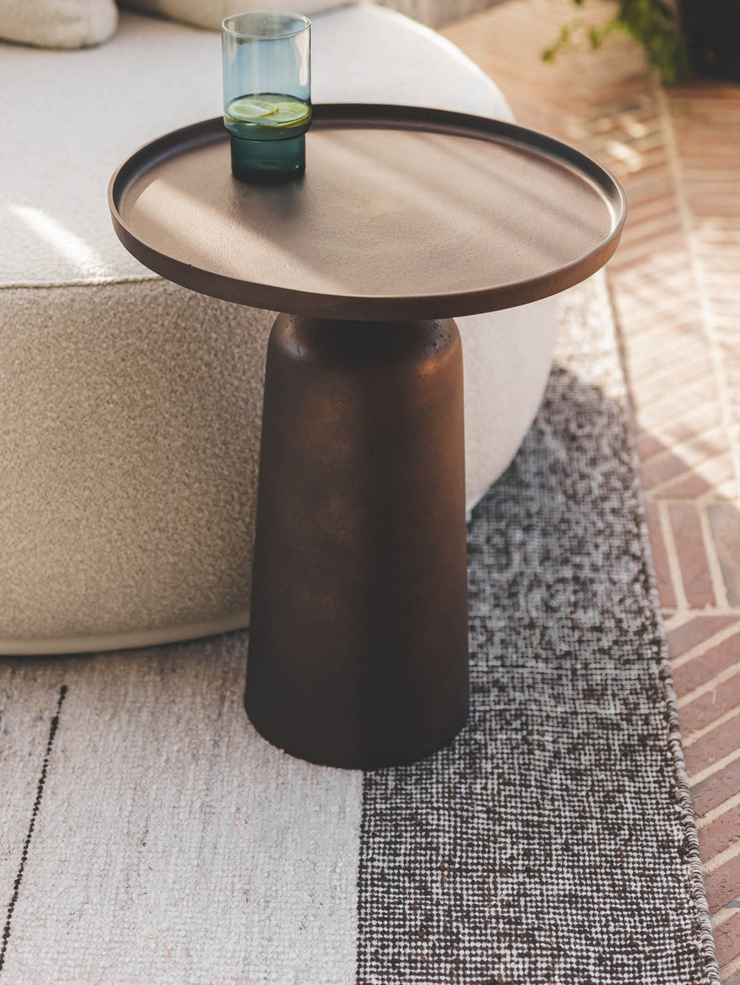 Atrium Rug in Espresso