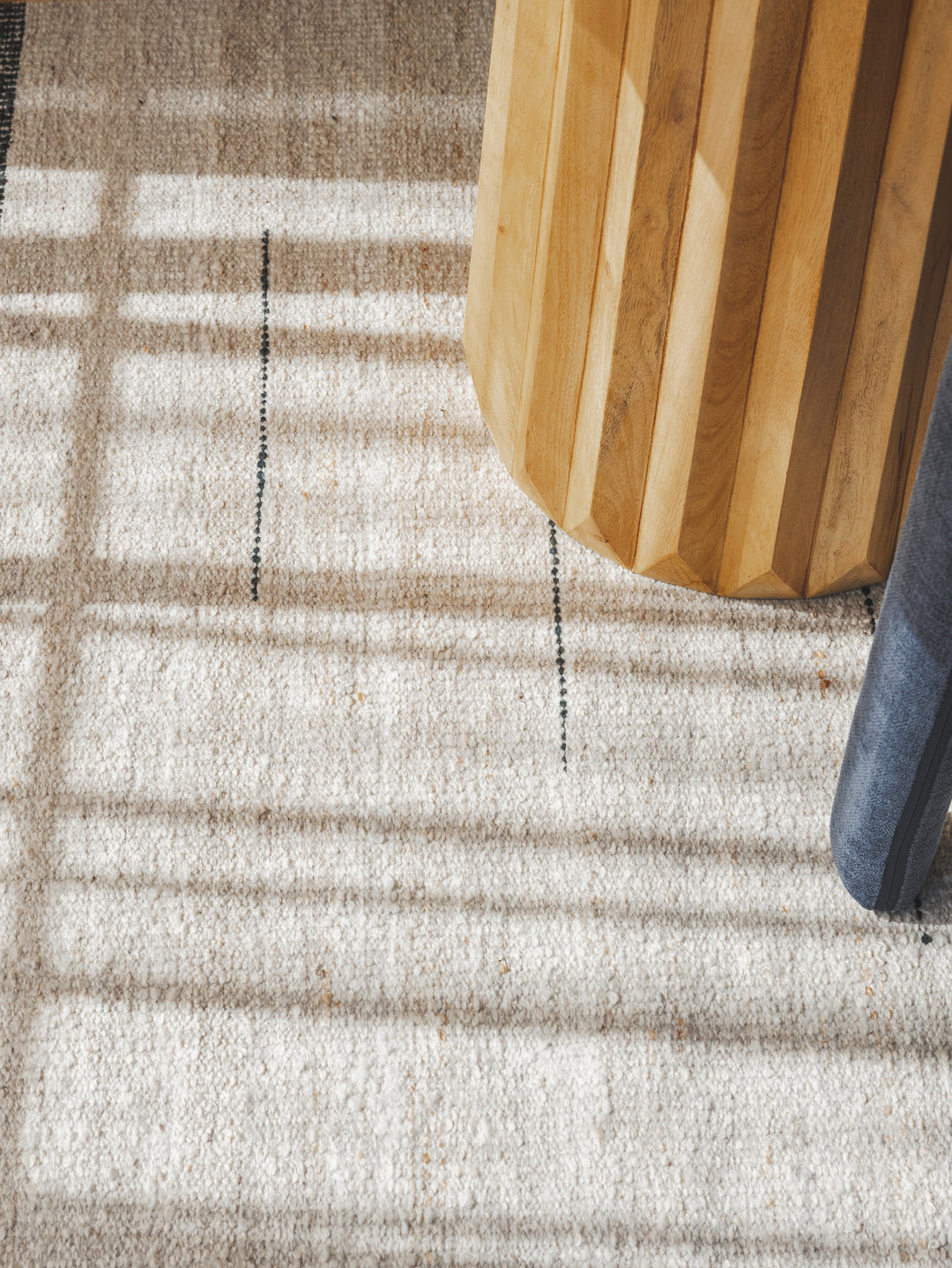 Atrium Rug in Lagoon