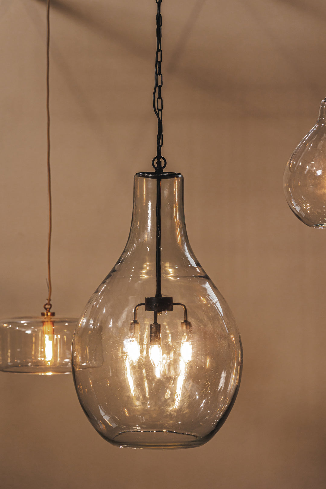 Bell Pendant in Black Sparrow