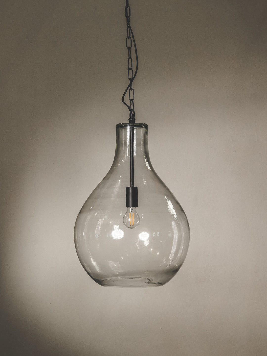 Bell Pendant in Black Sparrow