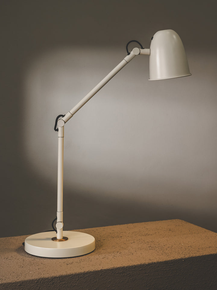 Belvedere Desk Lamp