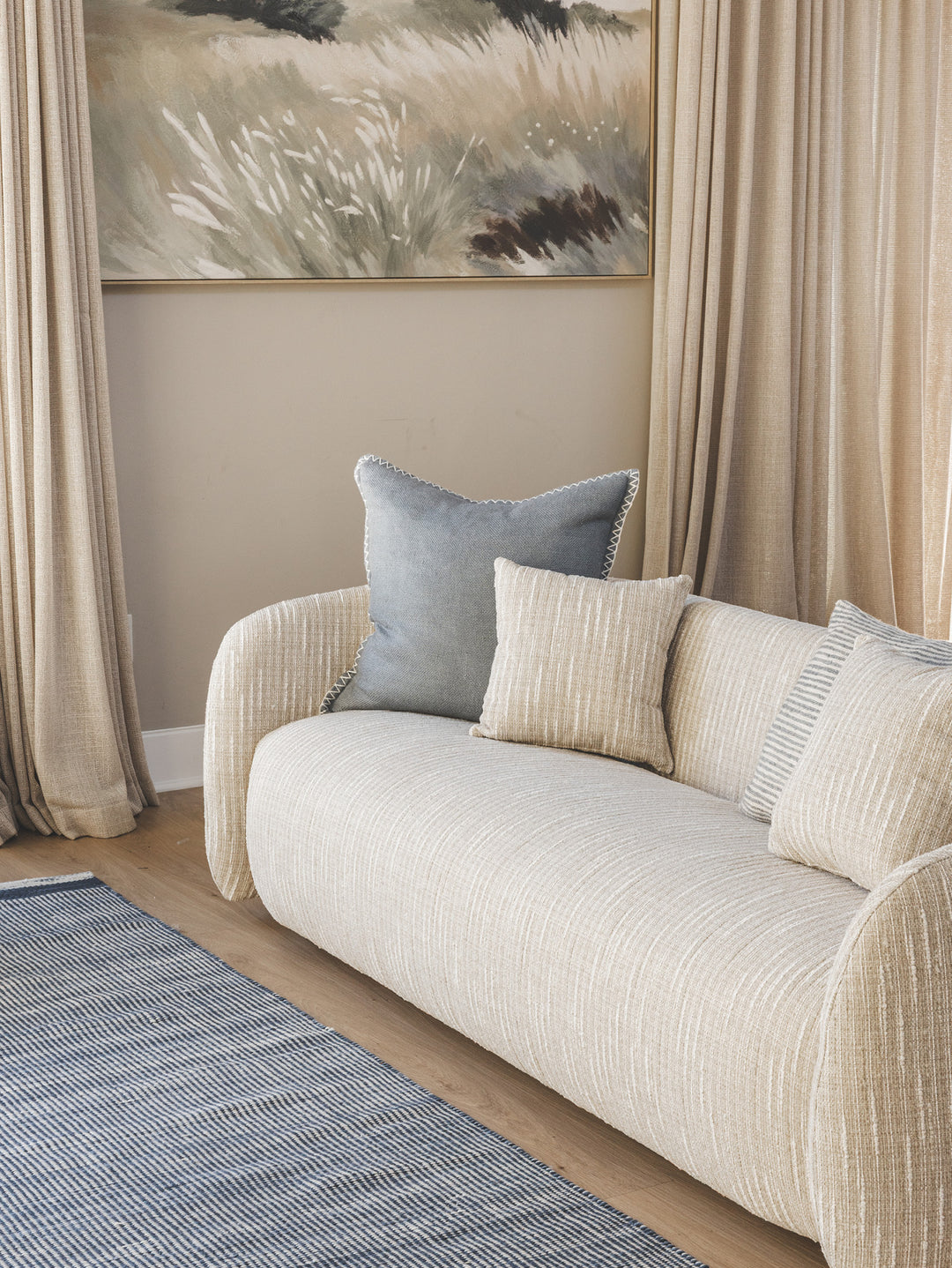 Blanche Sofa 4-Seater