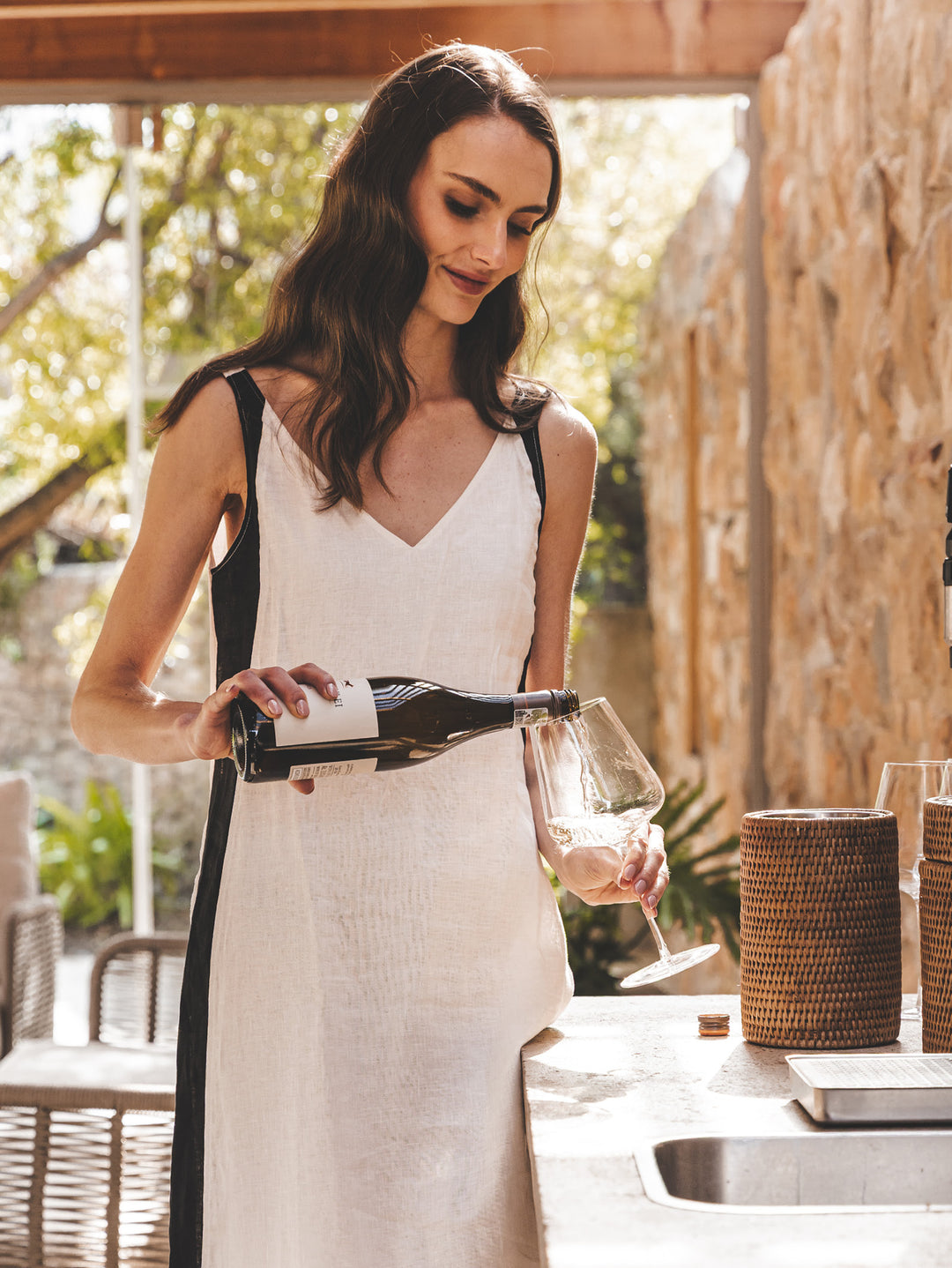 Blue Bay Wine Cooler in Naturelle