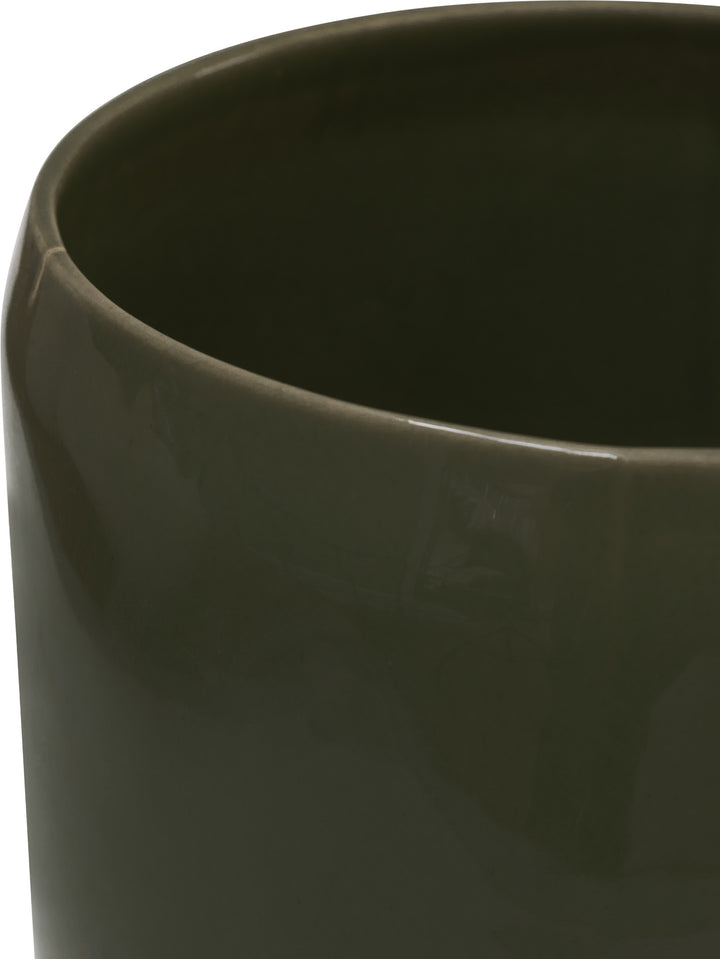 Botanist Planter in Evergreen