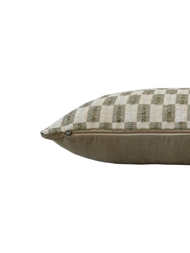 Bronco Scatter in Cactus