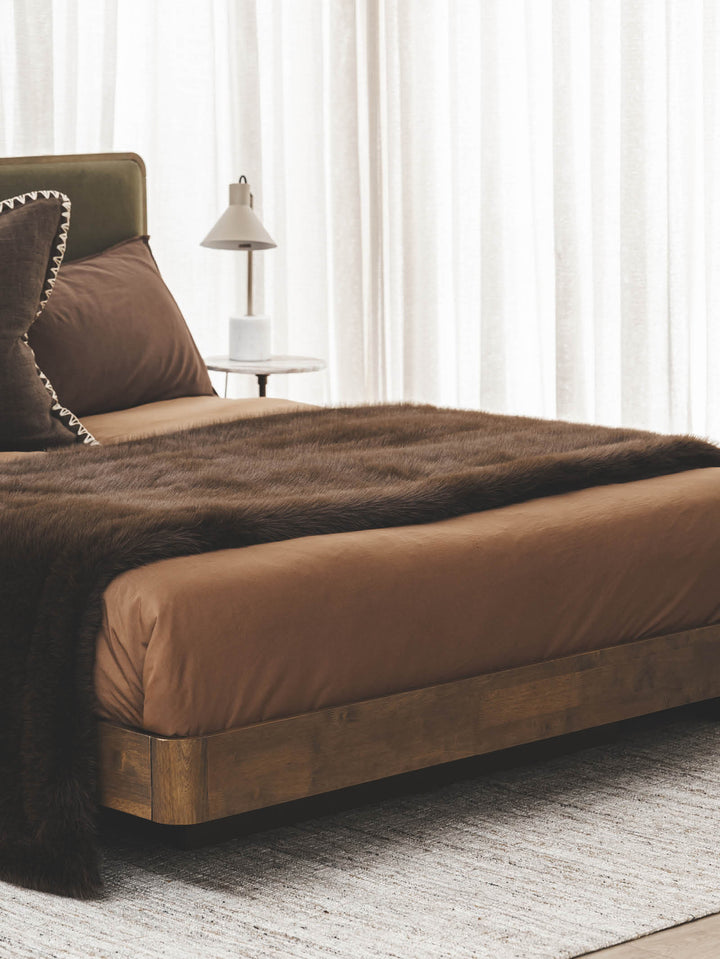 Brown Bear Fur in Chocolate