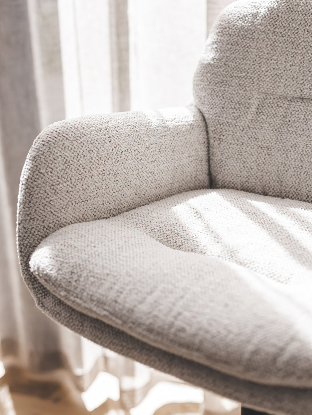 Chloe Adjustable Counter Chair