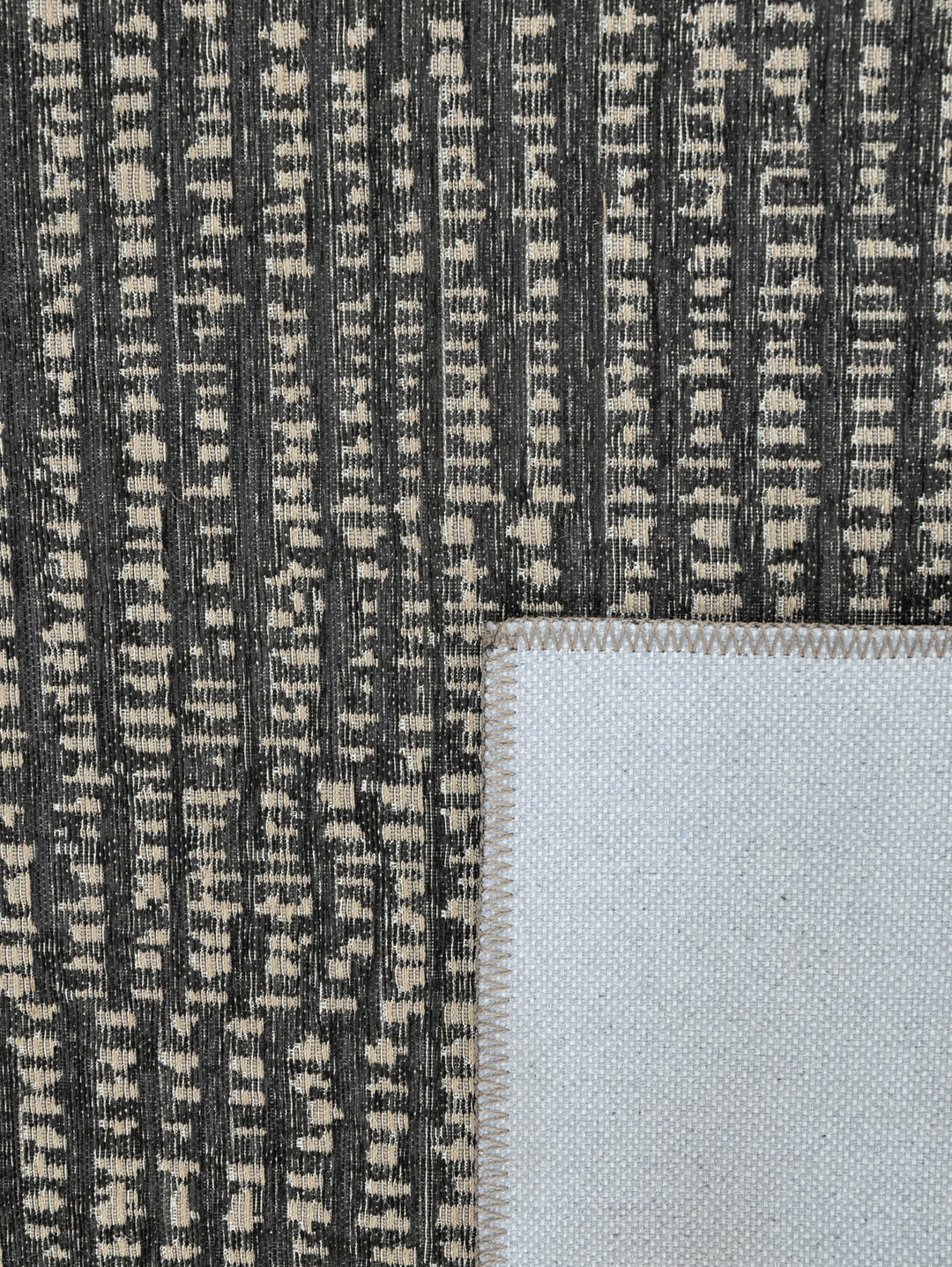 Chronicle Rug in Ink Pen