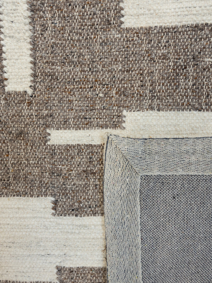 Clayborn Rug in Bark