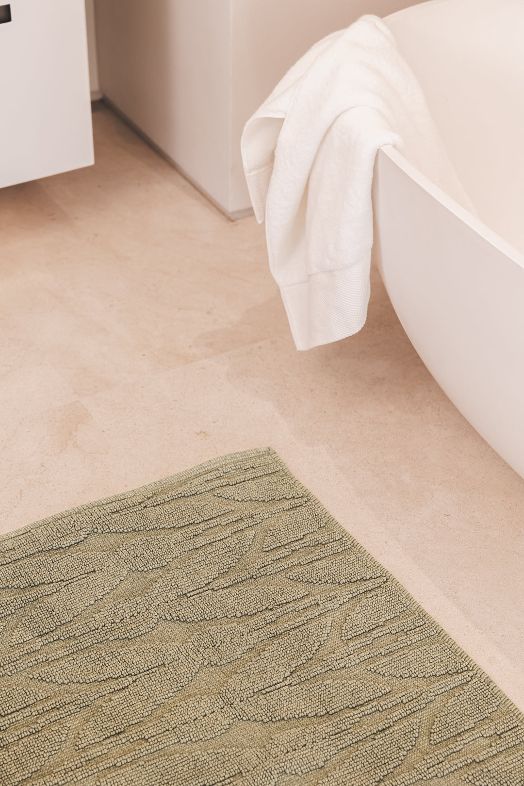 Cleo Bathmat