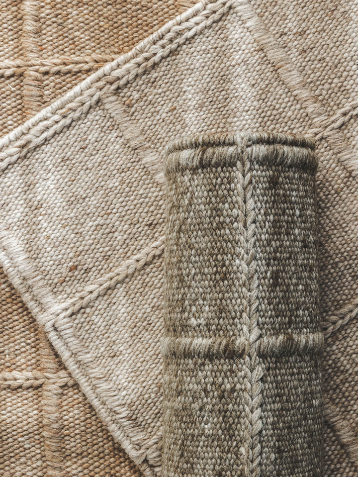 Cortile Rug in Mirage